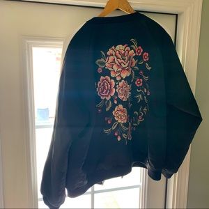 Flower bomber jacket 🖤 🌸